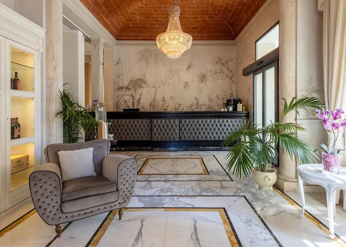 Hotel Embassy